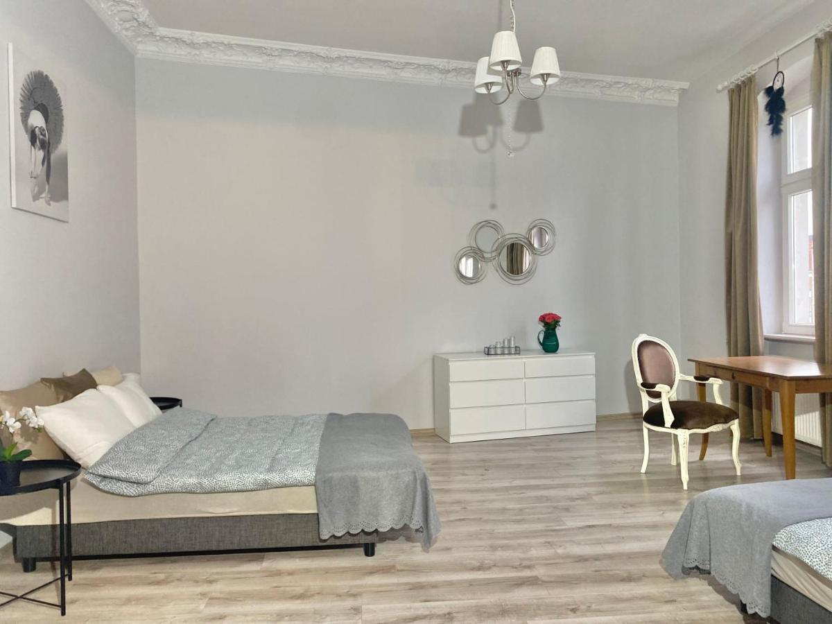 Crystal Sw. Marcin Poznan Apartment Exterior foto